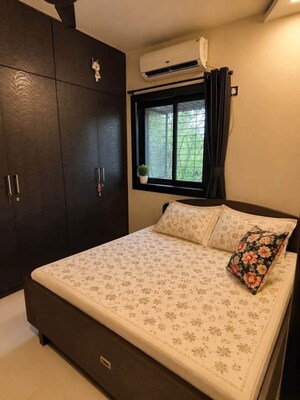 Bedroom in 2 BHK Apartment at Beach Apartment, Versova – for Rent