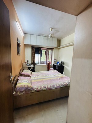 Bedroom in 2 BHK Apartment at Marathon Cosmos, Mulund West – for Rent