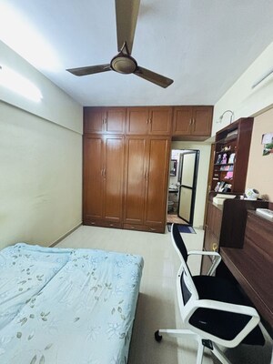 Bedroom in 2 BHK Apartment at Marathon Cosmos, Mulund West – for Rent