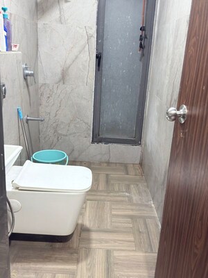 Bathroom in 6+ BHK Apartment at Windsor Grande Residences, Andheri West – for Rent