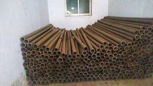 Bedroom in  Shop at Shirdhon – for Sale