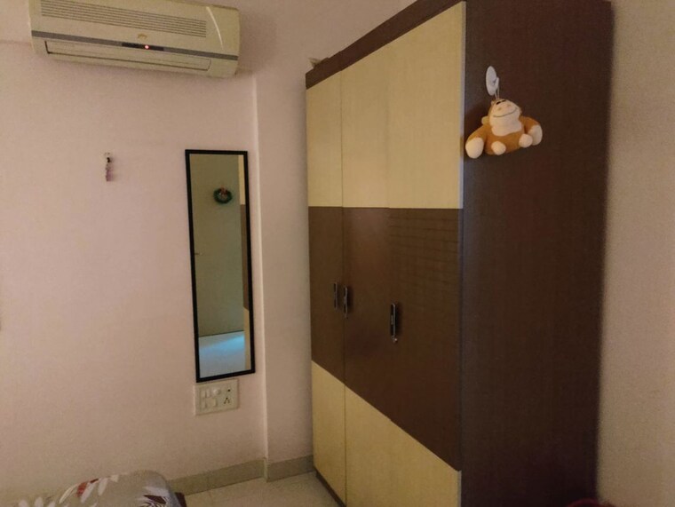undefined, magarpatta-sylvania 2 Bedroom 800 Sq.Ft. Apartment In Hadapsar Pune 10571304