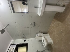 Bathroom in 1 BHK Builder Floor at Palm Residency Chhatarpur, Chattarpur – for Rent
