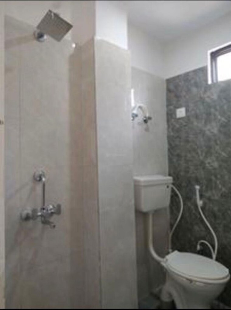 Bathroom, palm-residency-chhatarpur 1 Bedroom 650 Sq.Ft. Builder Floor In Chattarpur Delhi 10571354