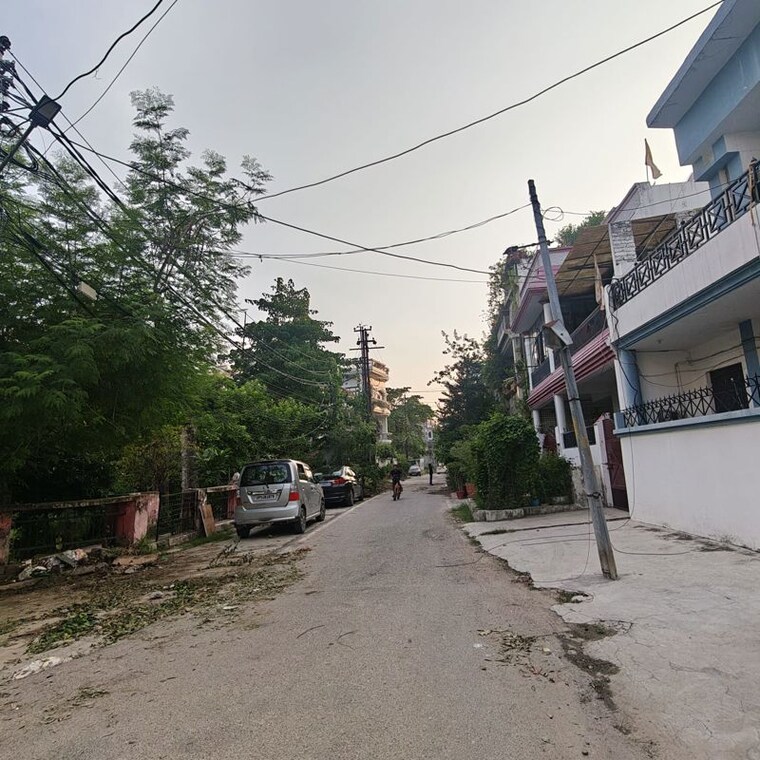 Exterior View, vipul khand 5 Bedroom 1840 Sq.Ft. Independent House In Vipul Khand Lucknow 10571426
