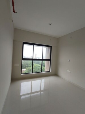 Room in 2 BHK Apartment at Adarsh Nagar CHS Worli, Worli – for Rent