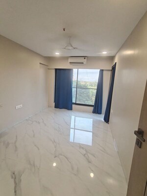 Room in 3 BHK Apartment at Gurukrupa Divyam, Ghatkopar East – for Rent