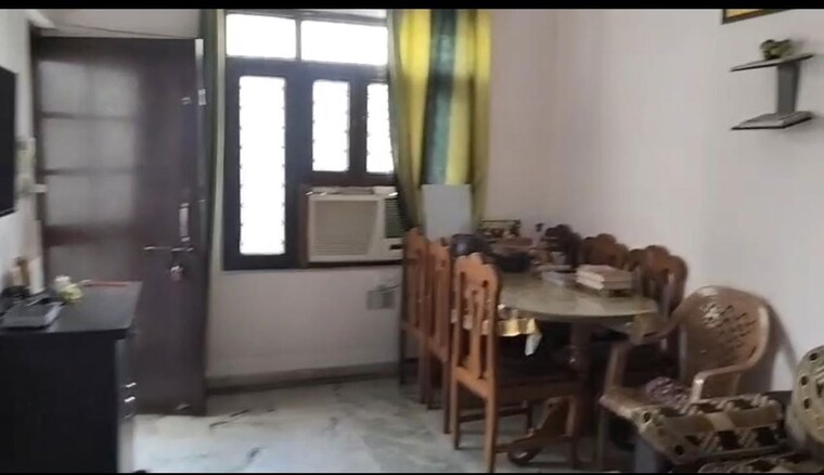 Living Room, vipul khand 5 Bedroom 1840 Sq.Ft. Independent House In Vipul Khand Lucknow 10571518