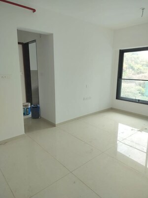 Room in 1 BHK Apartment at Ghatkopar East – for Rent