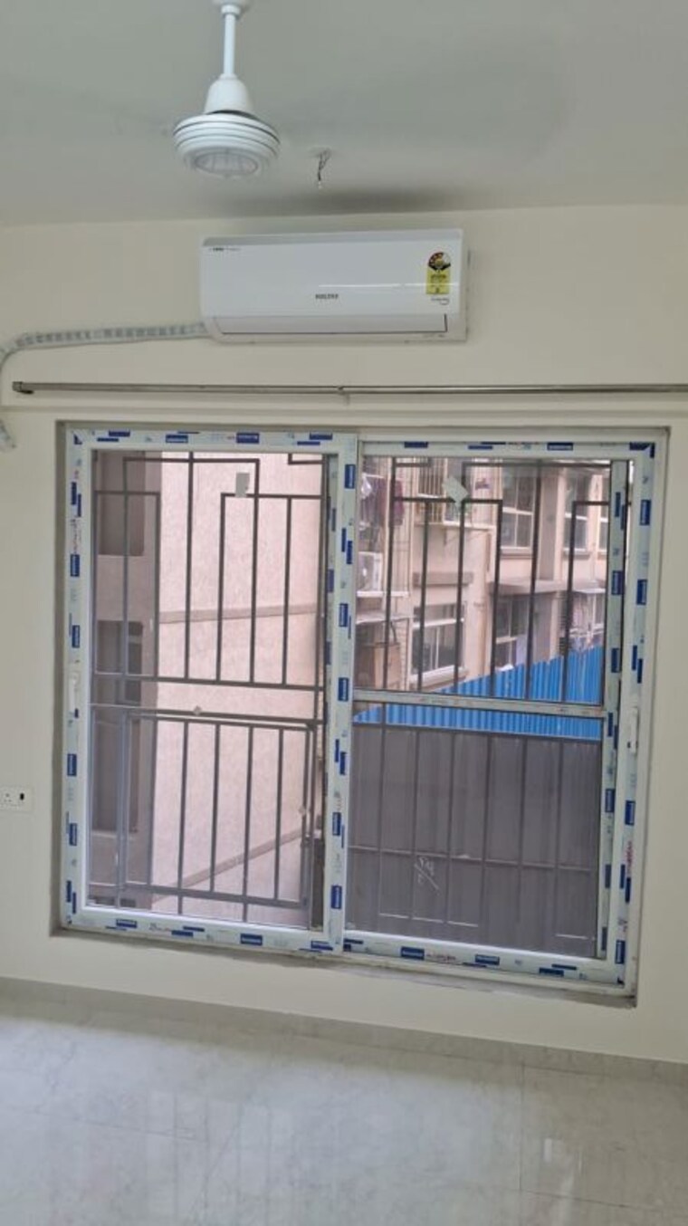 Balcony, ghatkopar east 2 Bedroom 600 Sq.Ft. Apartment In Ghatkopar East Mumbai 10571573