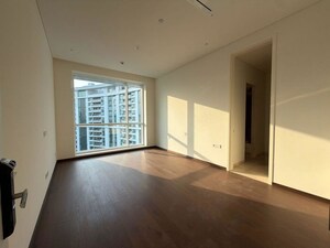 Room in 2.5 BHK Apartment at Panchshil YooPune, Hadapsar – for Rent