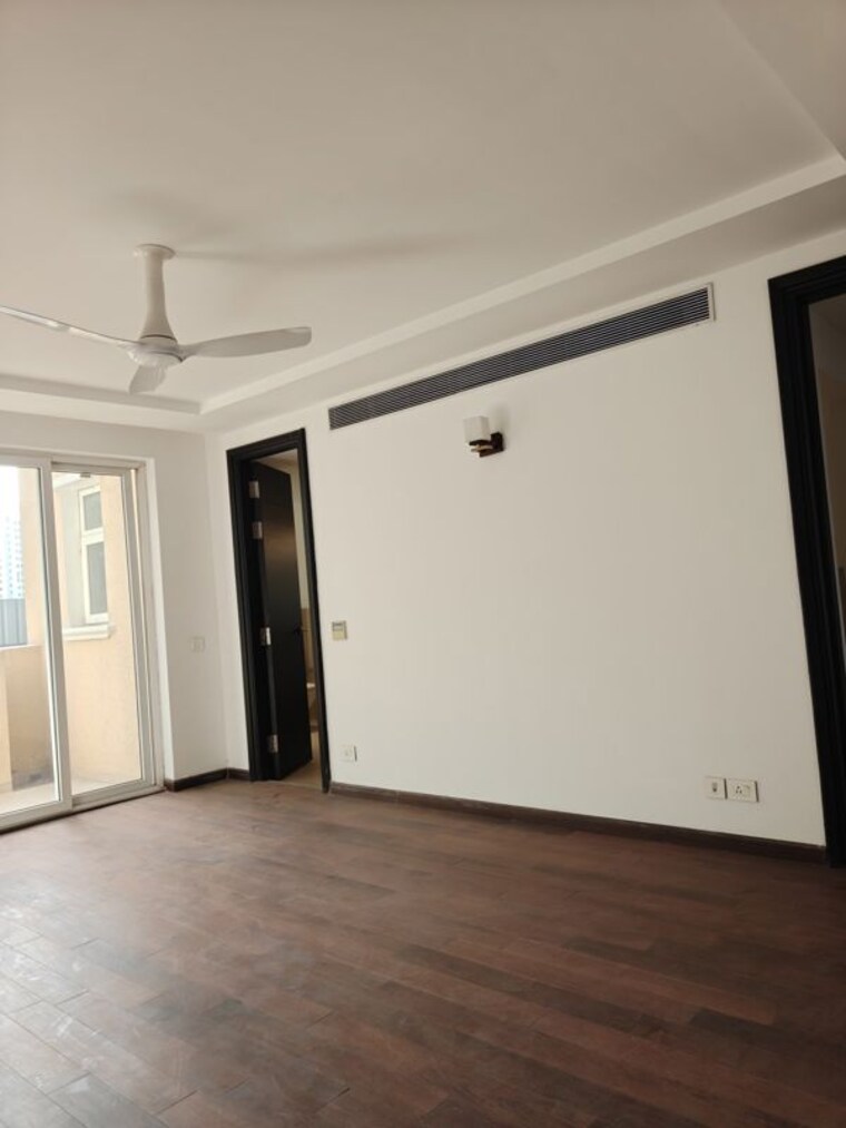 Room, emaar-marbella 5 Bedroom 5000 Sq.Ft. Villa In Sector 66 Gurgaon 10571590