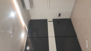 Furnished Amenities in 3 BHK Builder Floor at Unitech South City II, Sector 50 – for Rent