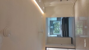 Furnished Amenities in 3 BHK Builder Floor at Unitech South City II, Sector 50 – for Rent