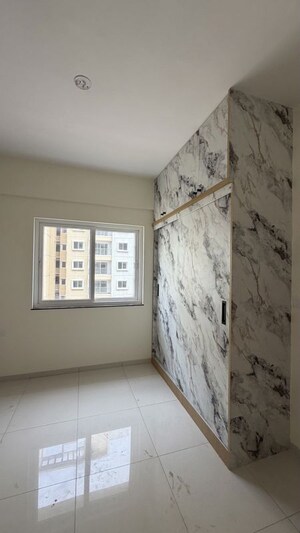 Room in 2 BHK Apartment at Nambiar Millennia, Sarjapur Road – for Rent