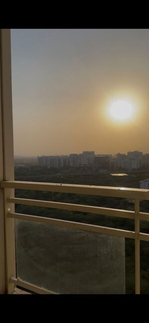 Balcony in 3.5 BHK Apartment at DLF Park Place, Sector 54 – for Sale