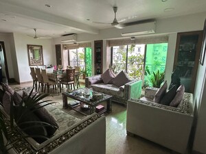 5 BHK Apartment For Sale in Raj Classic, Andheri West