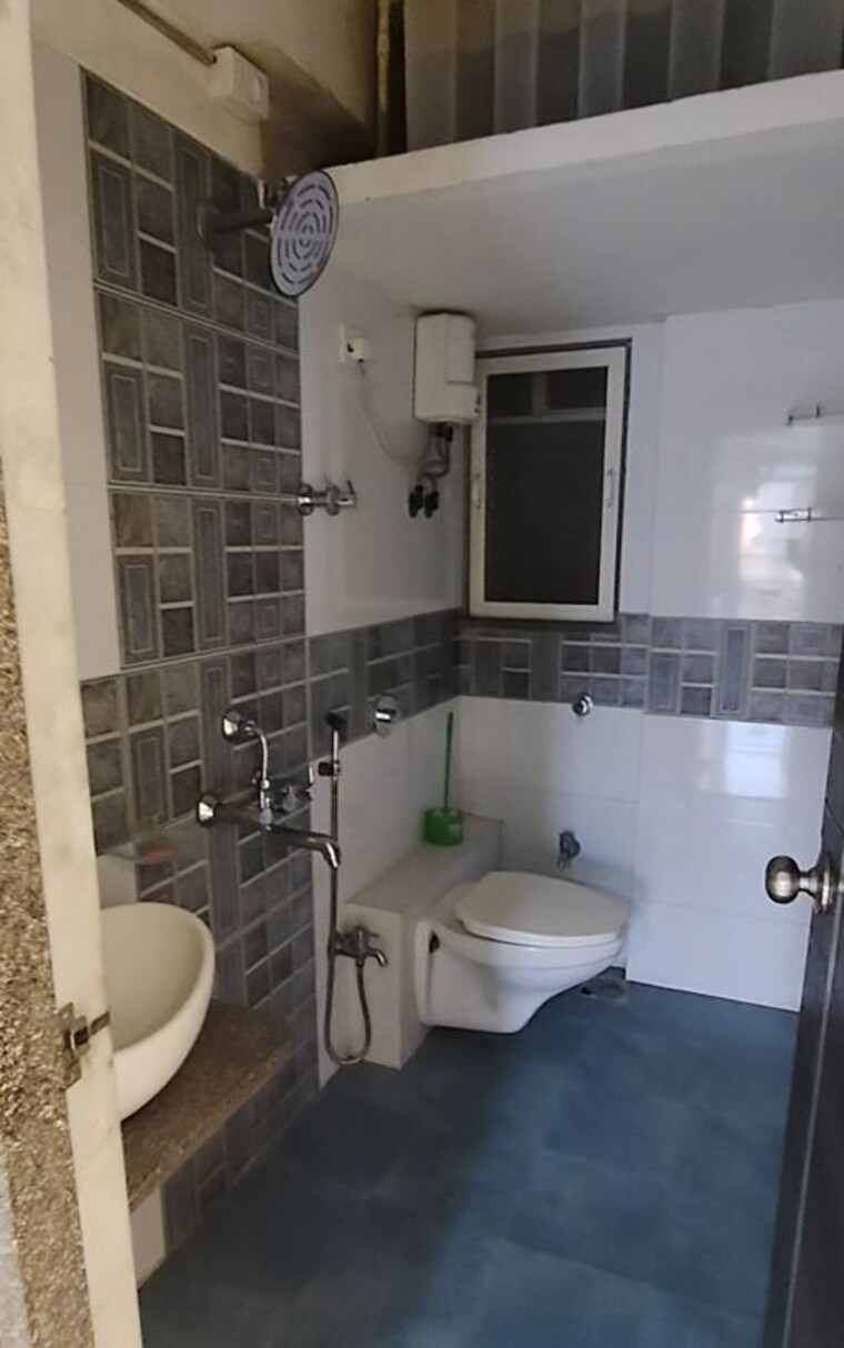 Bathroom, skd-pinnacolo 3 Bedroom 1350 Sq.Ft. Apartment In Mira Road Thane 10571632