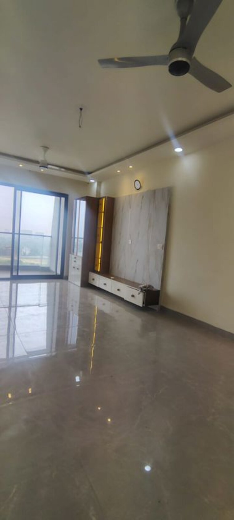 Room, one-oak-natura 2 Bedroom 1295 Sq.Ft. Apartment In Sushant Golf City Lucknow 10571641