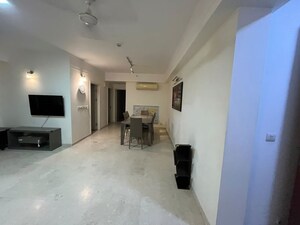 Parking in 3.5 BHK Apartment at DLF Park Place, Sector 54 – for Rent
