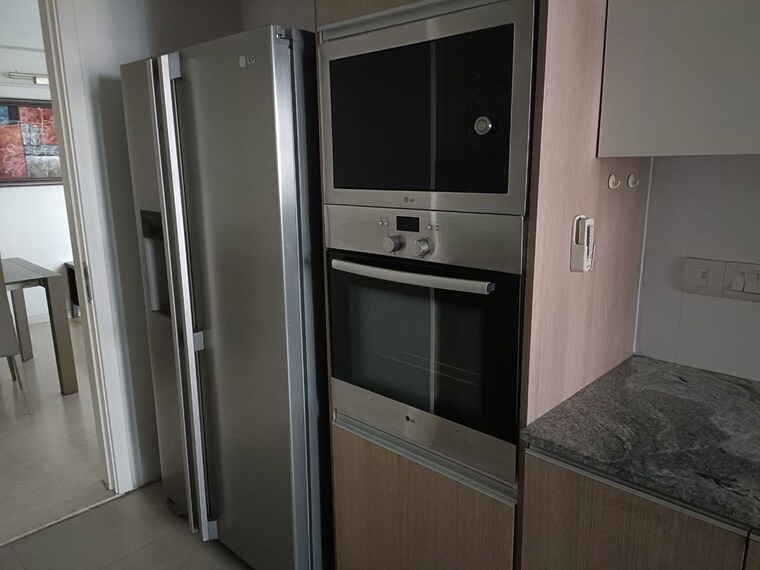 Kitchen, dlf-park-place 3.5 Bedroom 1983 Sq.Ft. Apartment In Sector 54 Gurgaon 10571639