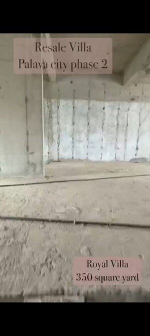 Bathroom in 6 BHK Villa at Lodha Palava City, Dombivli East – for Sale