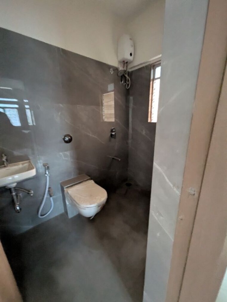 Bathroom, amisha-borivali-padam-chs 2 Bedroom 646 Sq.Ft. Apartment In Borivali West Mumbai 10571666