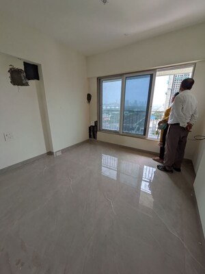 Room in 3 BHK Apartment at Amisha Borivali Padam CHS, Borivali West – for Sale