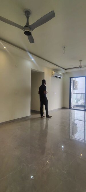 Room in 2 BHK Apartment at One OAK Natura, Sushant Golf City – for Rent