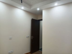 Room in 2 BHK Builder Floor at Malviya Nagar – for Rent
