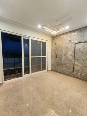 2 BHK Builder Floor For Rent in Malviya Nagar