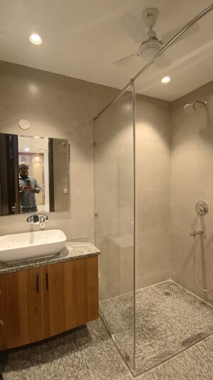 Bedroom in 3 BHK Builder Floor at Shanti Kunj – for Sale