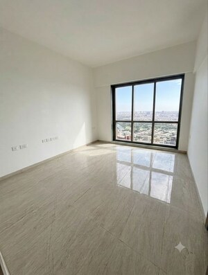 Room in 3.5 BHK Apartment at Sheth Auris Serenity Tower 3, Malad West – for Sale