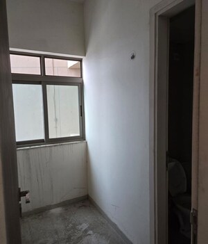  3.5 BHK Apartment at Sheth Auris Serenity Tower 3, Malad West – for Sale