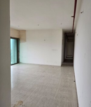 Room in 3.5 BHK Apartment at Sheth Auris Serenity Tower 3, Malad West – for Sale