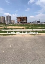 135 Sq.Yd. Plot in Wave City