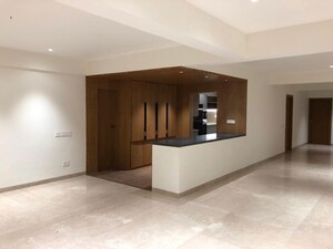 Room in 4 BHK Penthouse at Regency Place, Richmond Road – for Rent