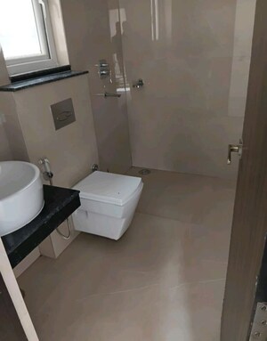 Bathroom in 4 BHK Apartment at Gomti Nagar – for Sale