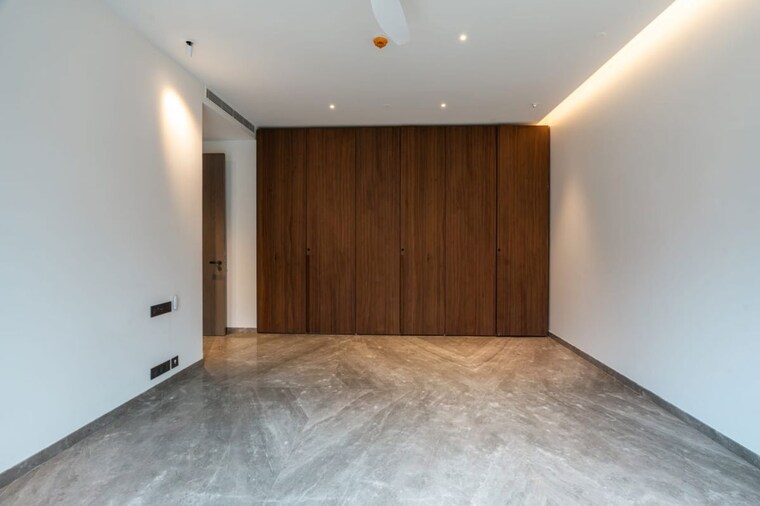 Room, nestled-27-summit 3 Bedroom 4200 Sq.Ft. Apartment In Sampangiram Nagar Bangalore 10571716