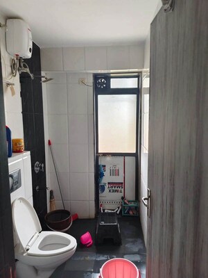 Furnished Amenities in 3 BHK Apartment at Prarthana Grand, Sewri – for Rent