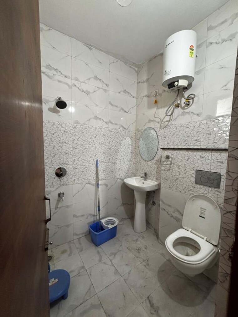 Bathroom, ds-homes 3 Bedroom 1850 Sq.Ft. Apartment In Dhakoli Zirakpur 10571735