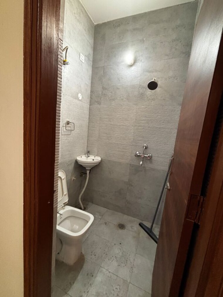 Bathroom, ds-homes 3 Bedroom 1850 Sq.Ft. Apartment In Dhakoli Zirakpur 10571735