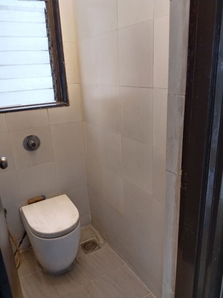 Bathroom, lodha-amara 1 Bedroom 450 Sq.Ft. Apartment In Kolshet Road Thane 10571752