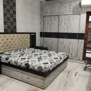 Bedroom in 3 BHK Builder Floor at Sector 9a – for Rent
