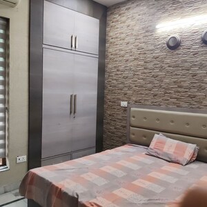 Bedroom in 3 BHK Builder Floor at Sector 9a – for Rent