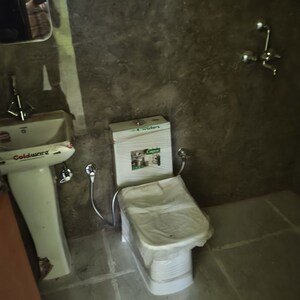 Team Area in 2 BHK Builder Floor at Sector 9a – for Rent