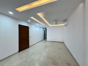 Room in 3 BHK Builder Floor at Greater Kailash I – for Rent