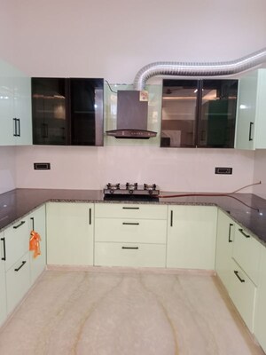 Kitchen in 2 BHK Builder Floor at Sector 18 – for Rent