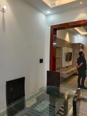 Dining area in 2 BHK Builder Floor at Sector 18 – for Rent