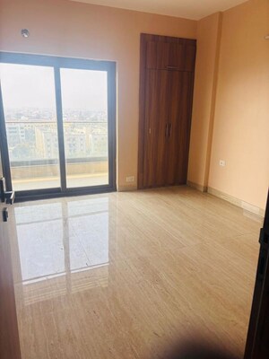 Bedroom in 3.5 BHK Apartment at Ratan Khand – for Sale